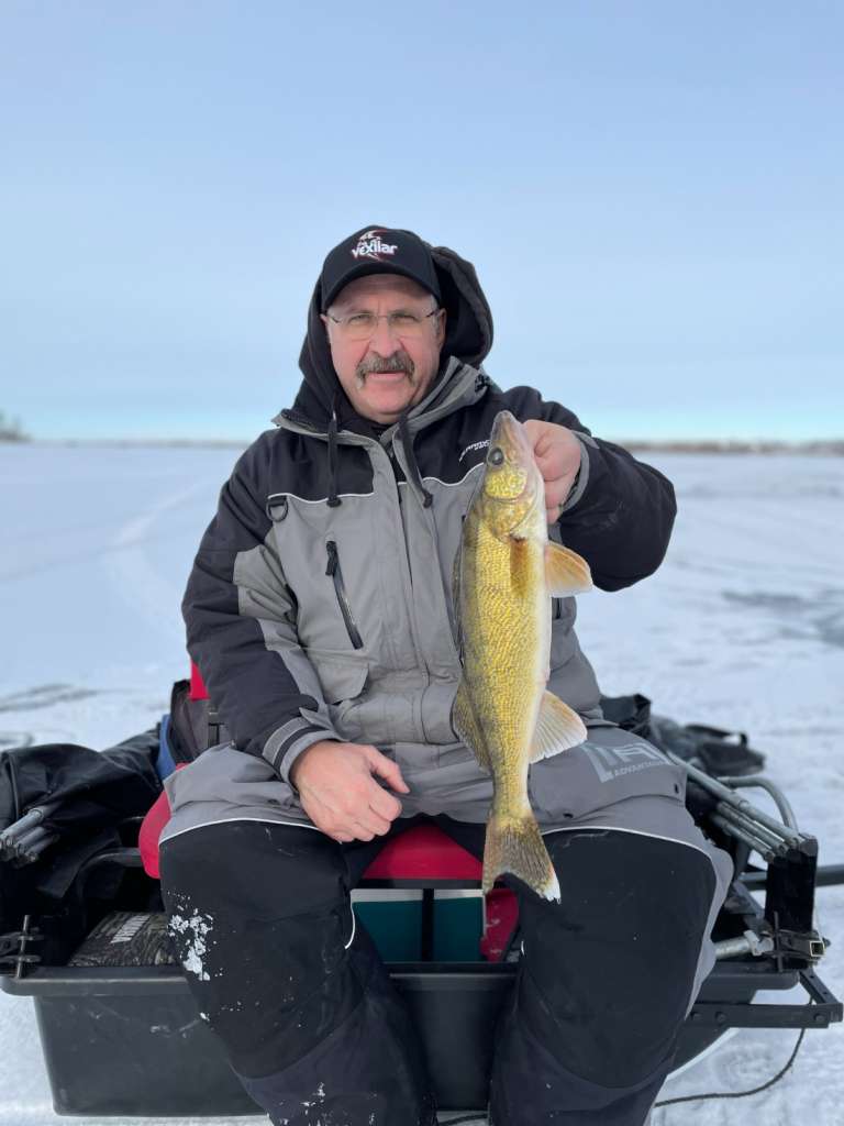 Mike Hungle - How to Make Winter Walleye Bite