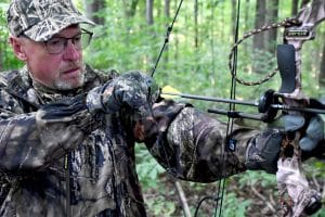 best bow hunting glove
