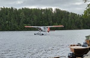 Float plane taxing up to the dock