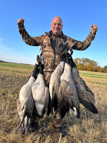 Fenson-Aurora Skies Outfitters (10)