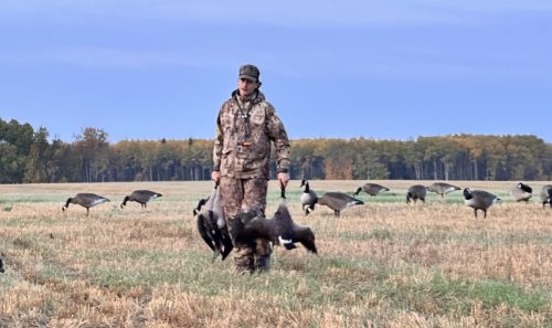 Fenson-Aurora Skies Outfitters (8)